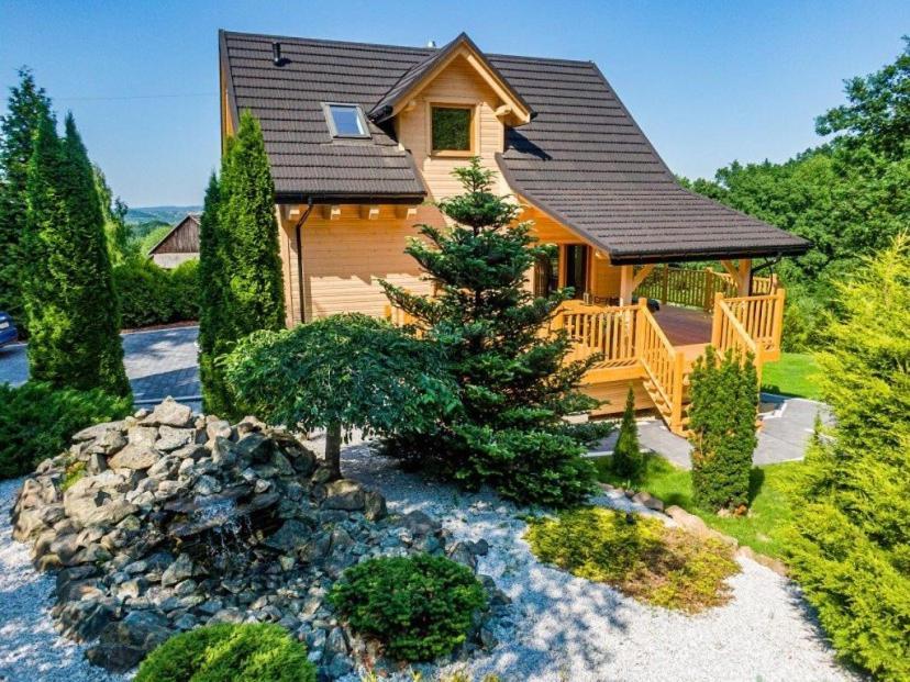 Villa Dom Na Lesnej Polwies Exterior foto
